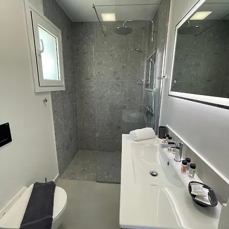 Rodelia * Roda (Corfu)